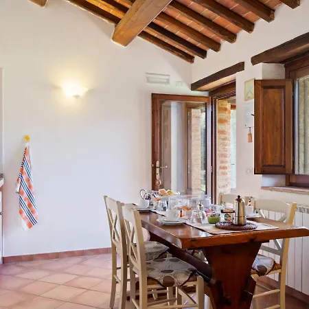 Atmospheric And Cozy Country House, Beautiful Grounds And Spacious Garden Ferienhaus Pietrafitta (Perugia)