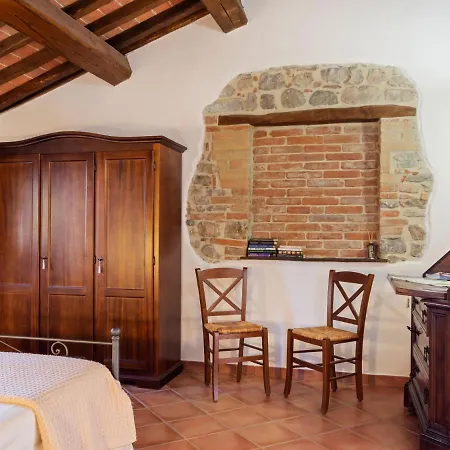 Ferienhaus Atmospheric And Cozy Country House, Beautiful Grounds And Spacious Garden