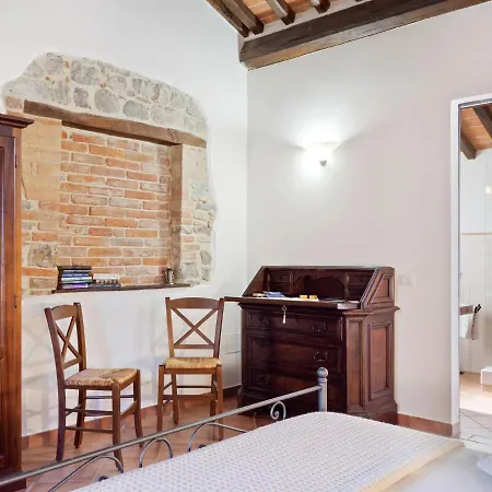 Atmospheric And Cozy Country House, Beautiful Grounds And Spacious Garden *