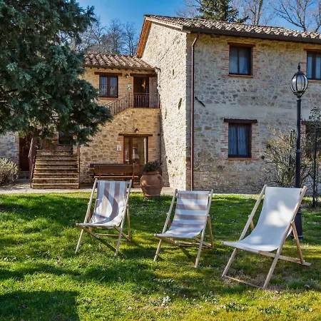 بيت للعطل Atmospheric And Cozy Country House, Beautiful Grounds And Spacious Garden